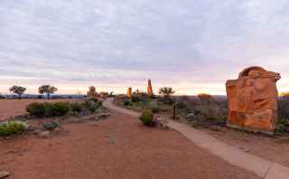 FM12280_CIL_BrokenHill_Article_LivingDesert.jpg